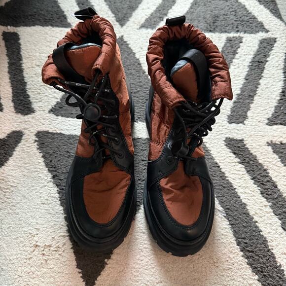 Millie’s HK Leather Canvas Combat Boots Size 6/230 - Picture 2 of 5